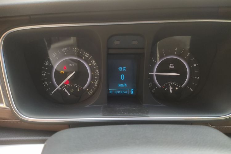 别克GL8 2018款 28T 舒适型 国VI中控内饰14