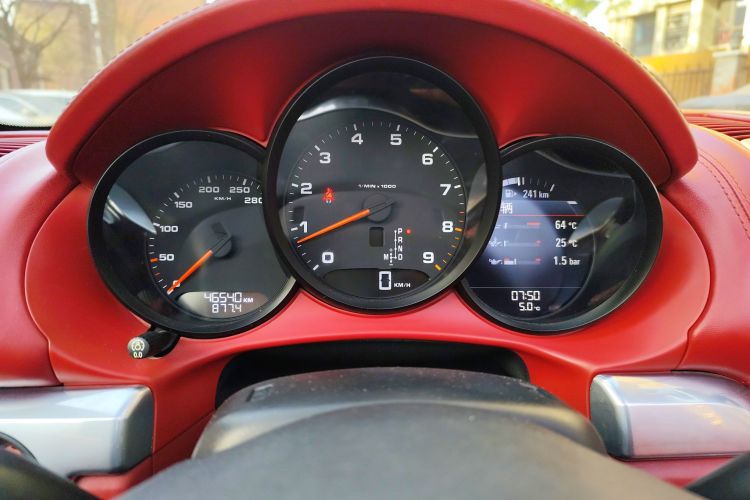 保时捷 2013款 Boxster 2.7L中控内饰14