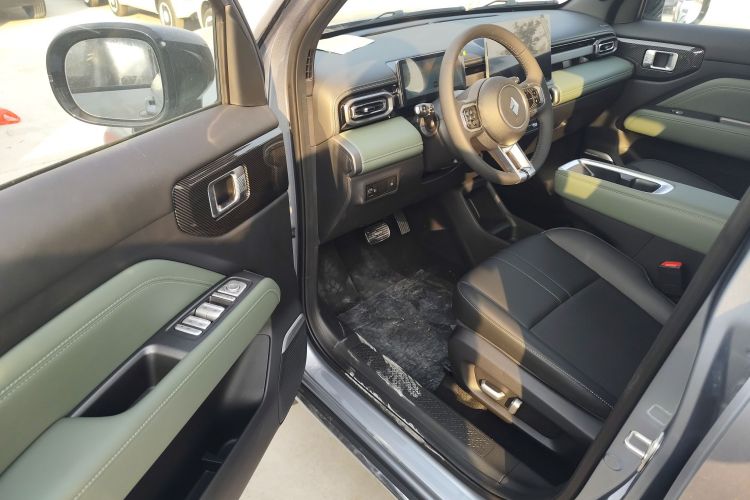 宝骏悦也Plus 2026款 301km旗舰版中控内饰7003