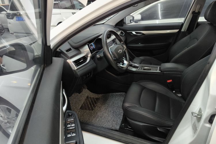 吉利汽车 帝豪 2020款 1.5L CVT豪华型中控内饰20