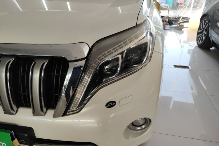 丰田 普拉多（平行进口） 局部细节36