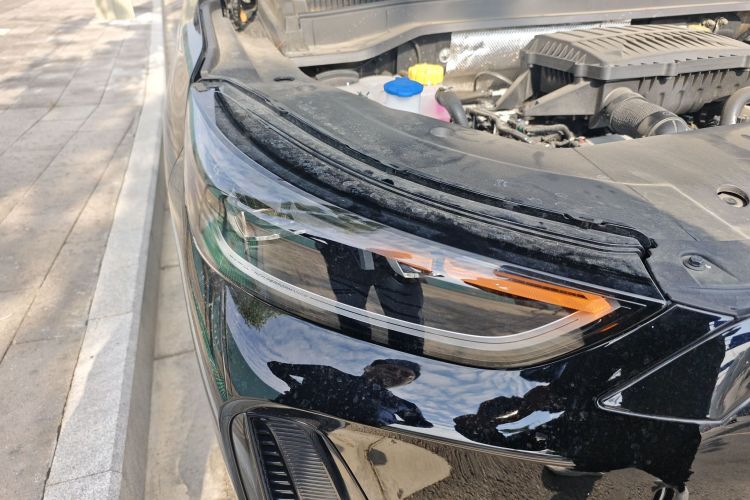 奇瑞 风云T9 2024款 120 长续航版舒适型 5座 三元锂车身外观8