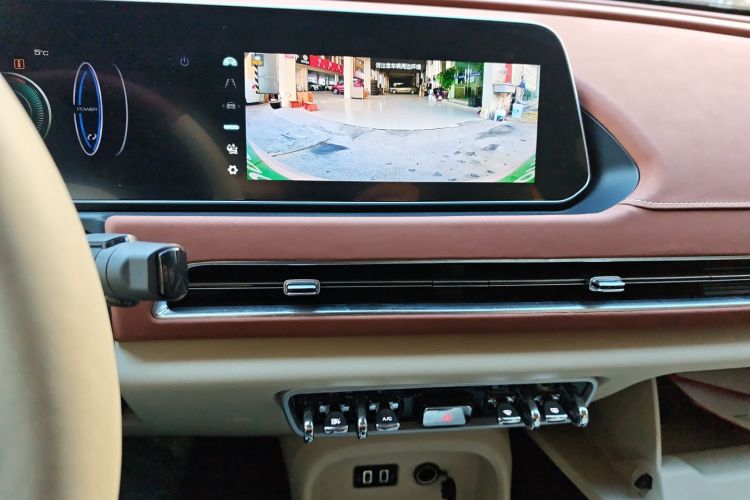 欧拉好猫 2022款 莫兰迪版 400km标准续航 尊贵型 磷酸铁锂中控内饰16