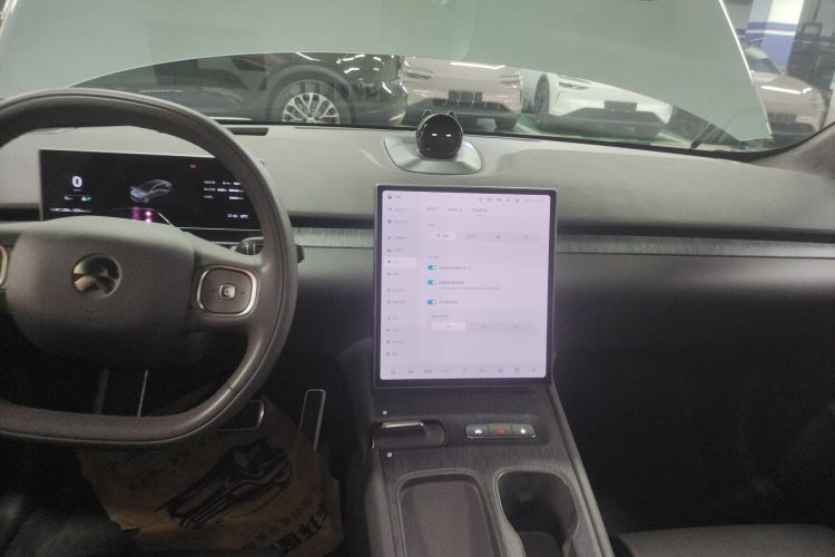 蔚来ET7 2022款 100kWh中控内饰16