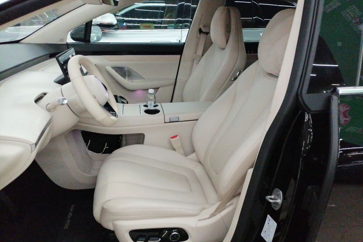 鸿蒙智行 智界R7 2024款 纯电 667km Max中控内饰19