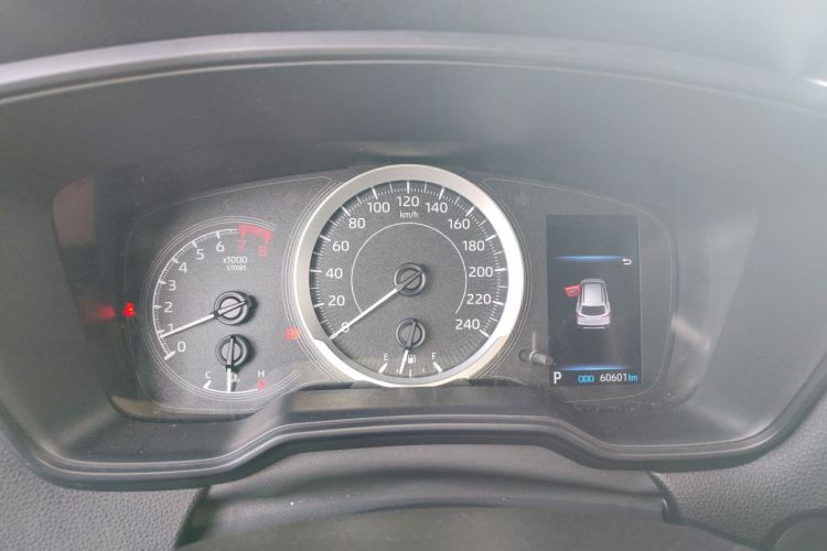 丰田 卡罗拉锐放 2022款 2.0L 先锋版局部细节14