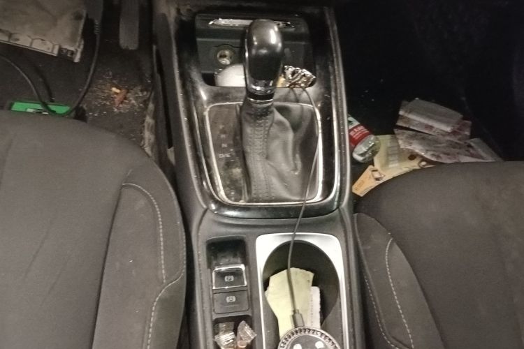 荣威i5 2020款 1.5L 自动4G互联领豪版局部细节18