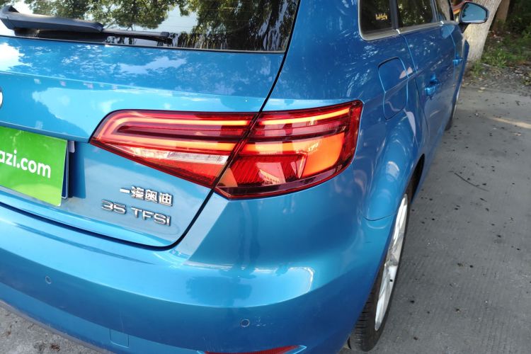奥迪A3 2017款 Sportback 35 TFSI 进取型车身外观6006