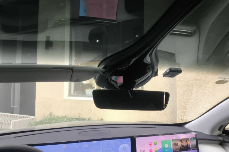 智己汽车 智己LS7 2023款 90kWh Elite后驱版局部细节22