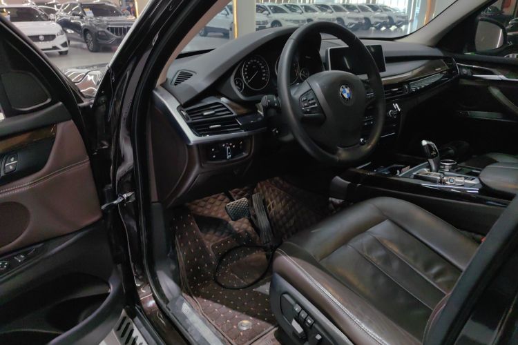 宝马X5(进口) 2014款 xDrive35i 典雅型中控内饰7003