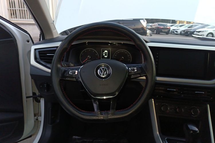 大众 Polo 2019款 Plus 1.5L 自动炫彩科技版中控内饰13