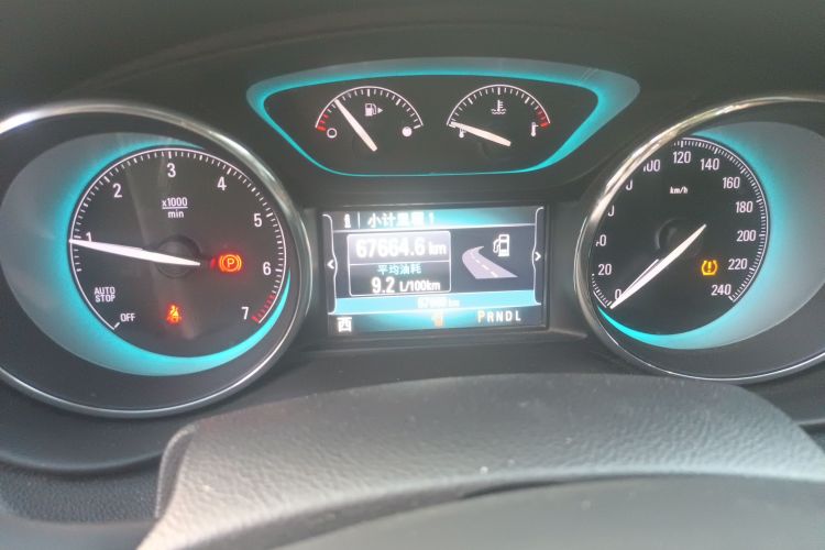 别克 昂科威 2015款 20T 四驱精英型中控内饰15