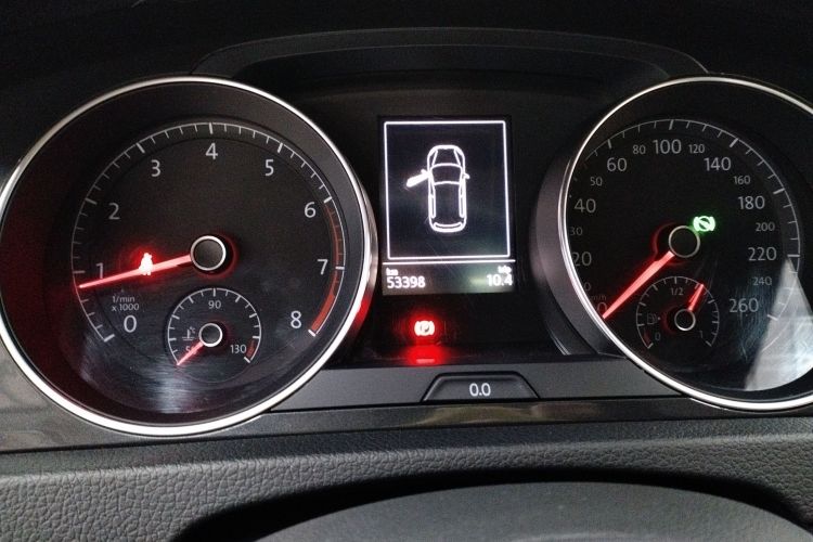 大众 高尔夫 2017款 230TSI 自动豪华百万辆纪念版中控内饰14