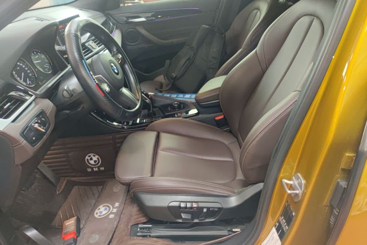 宝马X2 2020款 sDrive25i 领先型M越野套装局部细节19