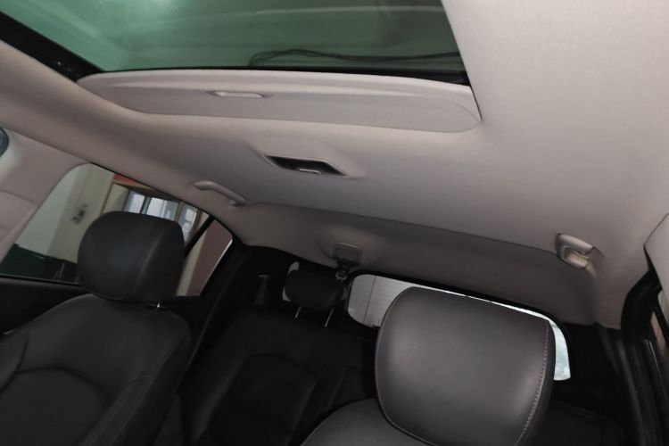 北京现代ix35 2019款 2.0L 自动两驱智勇·畅享版 国VI中控内饰22