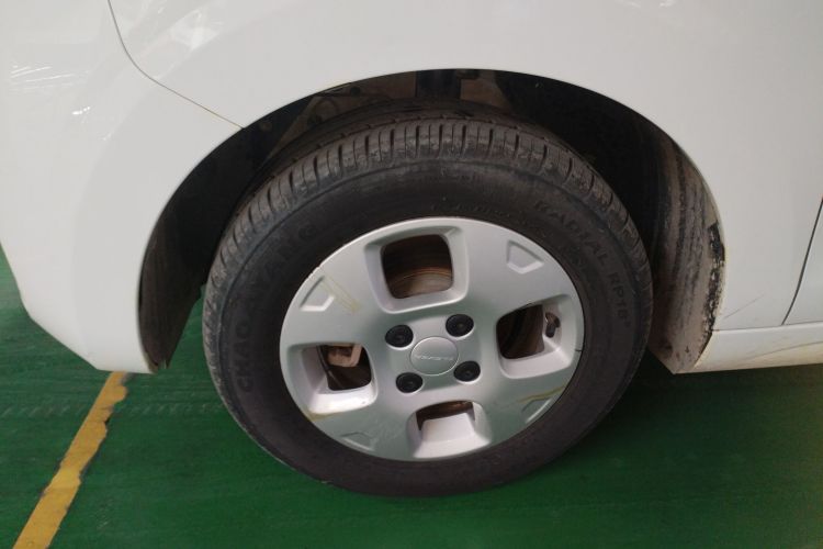 荣威 科莱威CLEVER 2021款 302km卓越版车身外观6007