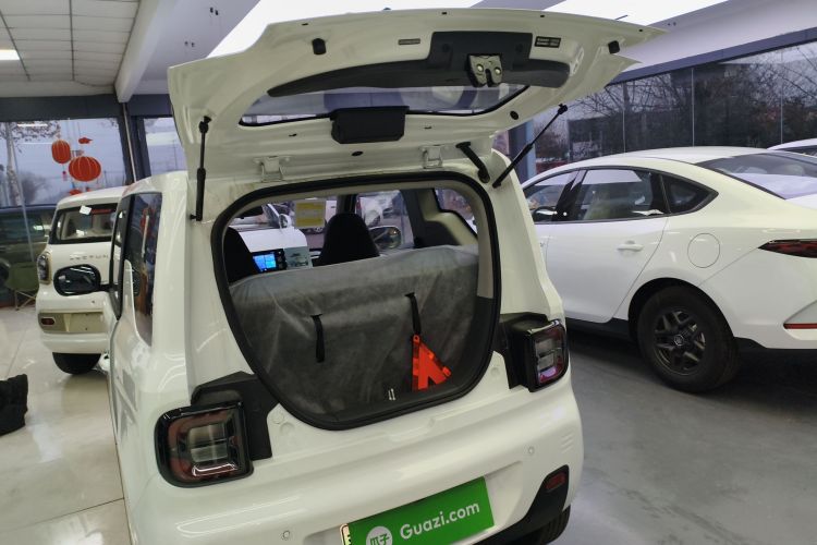 吉利银河 2024款 熊猫mini 200km 耐力熊机舱底盘23