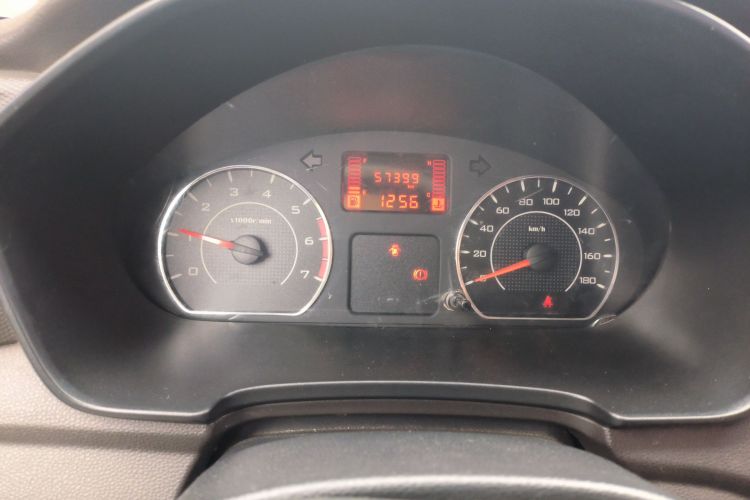 五菱汽车 五菱宏光V 2019款 1.5L基本型L2B局部细节14