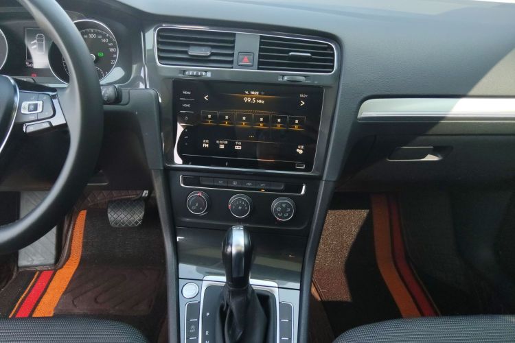 大众 高尔夫 2020款 挚爱版 280TSI DSG舒适型中控内饰16