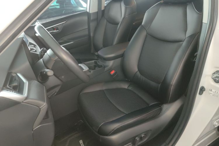 丰田 RAV4荣放双擎E+ 2022款 2.5L 两驱精英Pro局部细节19