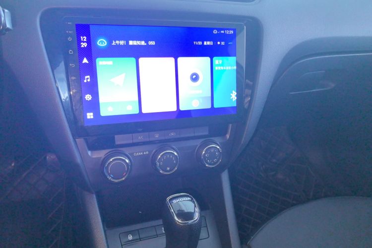 斯柯达 明锐 2017款 经典款 1.6L 自动标准版中控内饰16