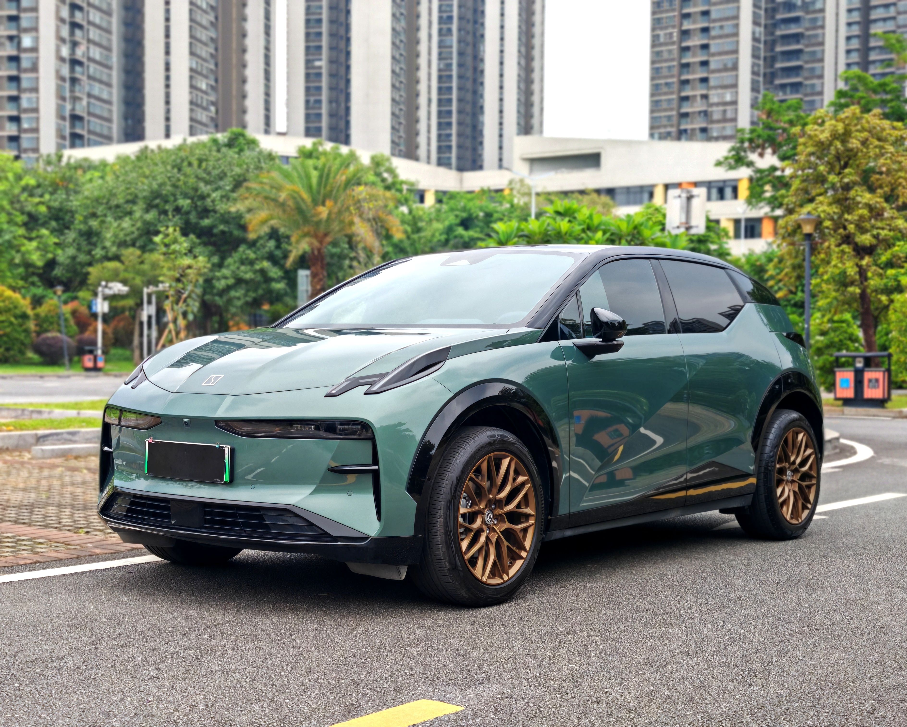 极氪X 2023款 后驱ME版 5座