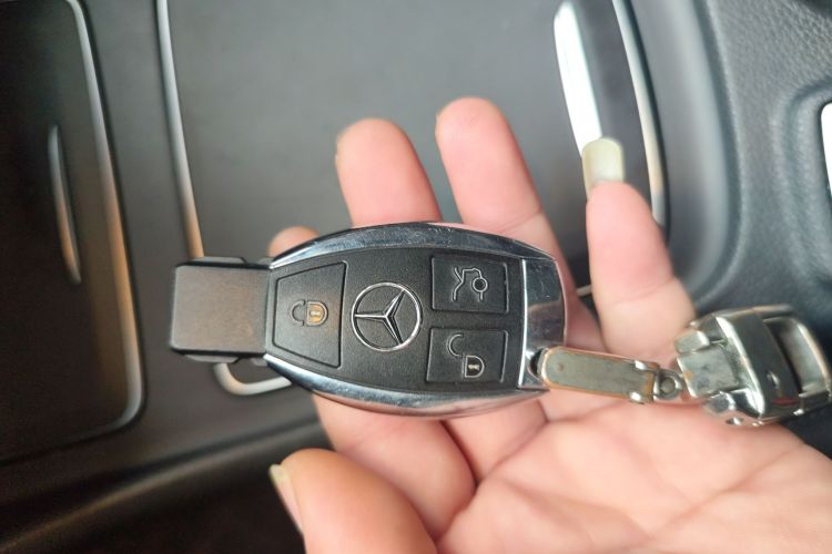 奔驰CLA 2019款 CLA 200 时尚型中控内饰7001