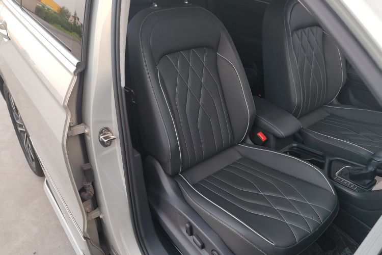 大众 途观L 2022款 330TSI 自动两驱R-Line越享版局部细节41