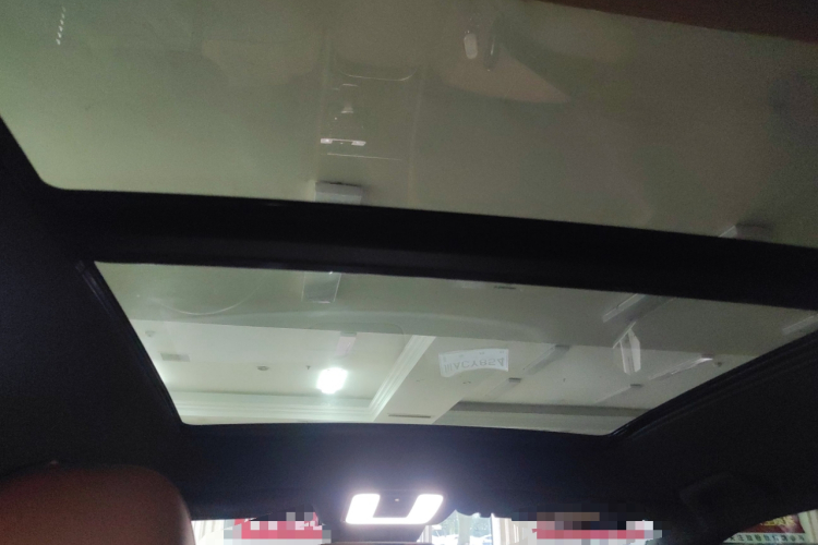 理想汽车 理想ONE 2021款 增程6座版局部细节22