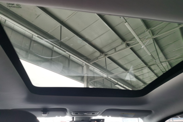 零跑汽车 零跑T03 2022款 星钻版中控内饰22