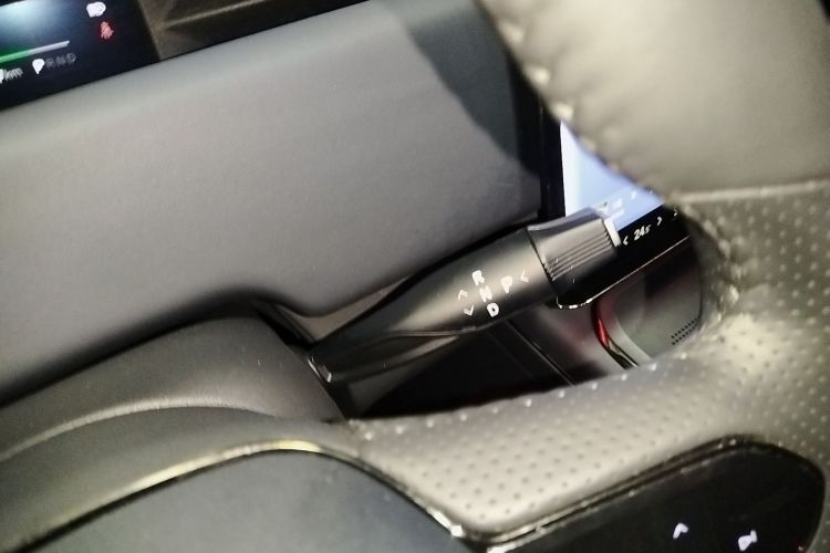 岚图汽车 岚图知音 2024款 四驱全球版局部细节18