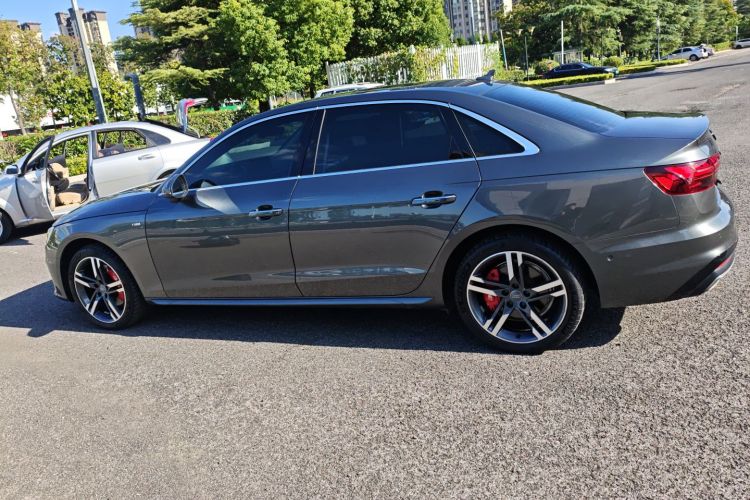 奥迪A4L 2020款 40 TFSI quattro 豪华动感型车身外观6003