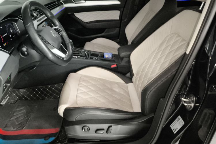 大众 迈腾 2023款 200万辆纪念版 330TSI DSG豪华型局部细节19