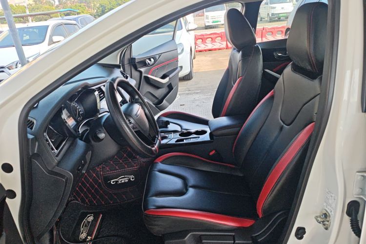 启辰D60 2019款 1.6L XL CVT智联精英版（ISS）中控内饰19