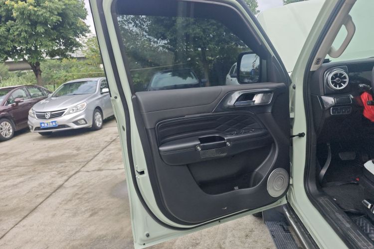 坦克300 2021款 城市版 2.0T 很有型中控内饰47