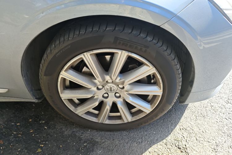 沃尔沃S90 2020款 T5 智逸豪华版车身外观10