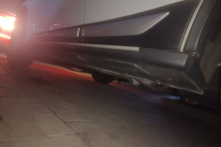 三菱 欧蓝德 2016款 2.4L 四驱精英版 5座局部细节9002