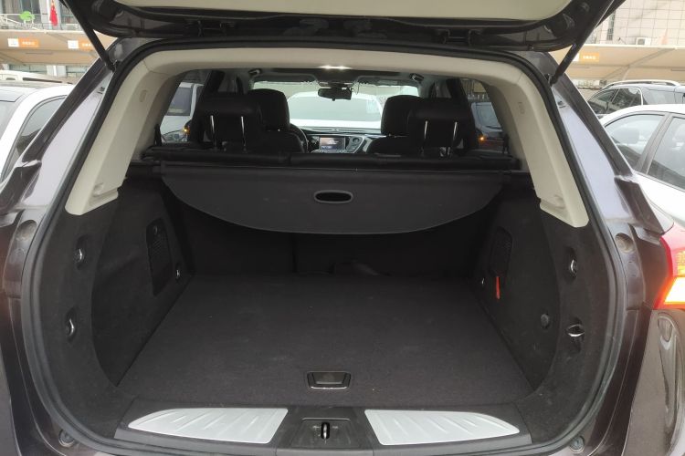 别克 昂科威 2018款 20T 两驱精英型机舱底盘23