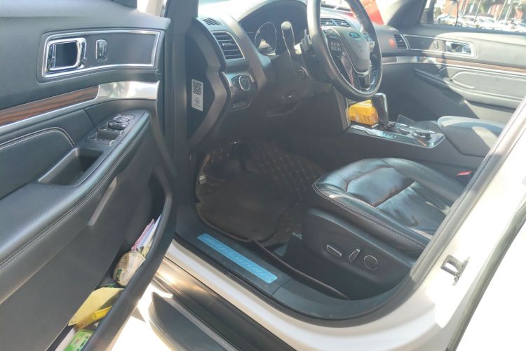 福特 探险者(进口) 2017款 2.3T 精英版中控内饰20