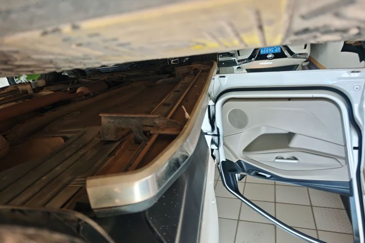 福特 翼虎 2013款 1.6L GTDi 四驱精英型局部细节9002