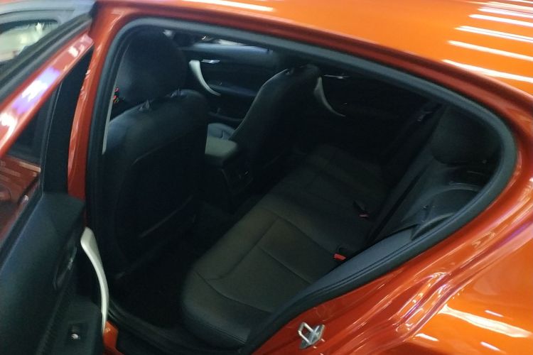 宝马1系(进口) 2013款 改款 118i 领先型中控内饰21