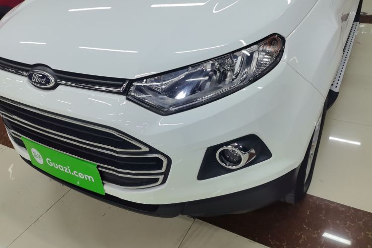 福特 翼搏 2013款 1.0L GTDi 手动尊贵型局部细节36