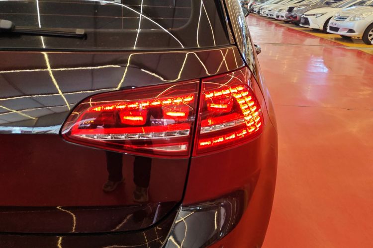 大众 高尔夫 2017款 280TSI 自动R-Line百万辆纪念版车身外观6003