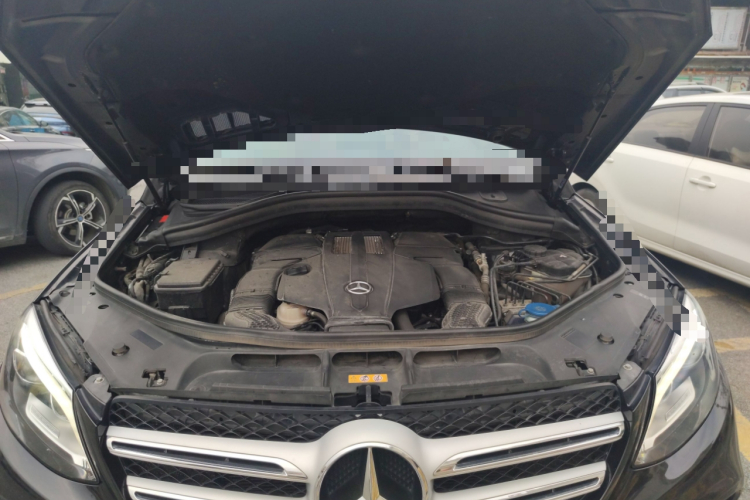 奔驰GLE 2017款 GLE 320 4MATIC 动感型局部细节24