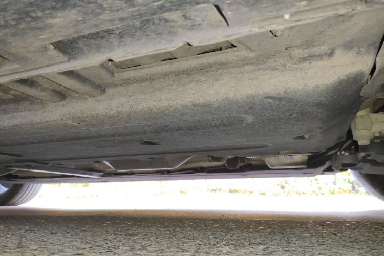 红旗H5 2023款 2.0T 自动智联旗畅版局部细节9001