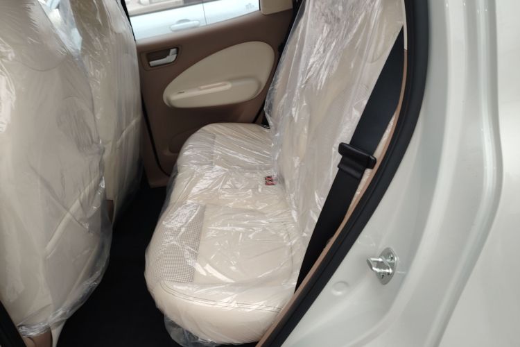 五菱汽车 宏光MINIEV 2025款 四门版 进阶款中控内饰21