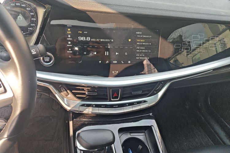 吉利汽车 博瑞 2018款 1.5T MHEV 耀享版中控内饰16