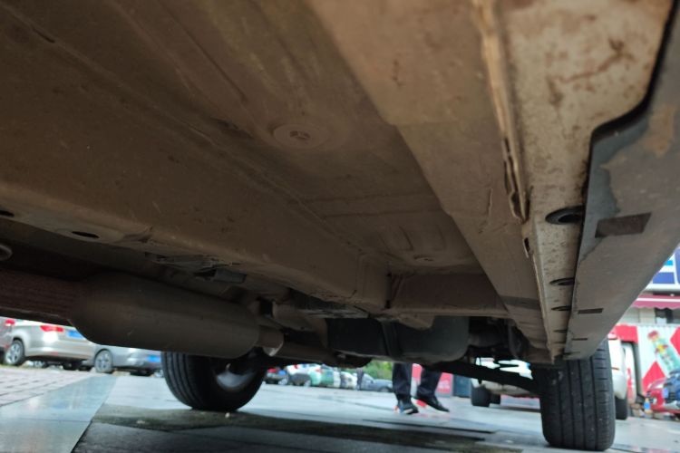 长安CS55PLUS 2020款 1.5T 自动炫动型机舱底盘30