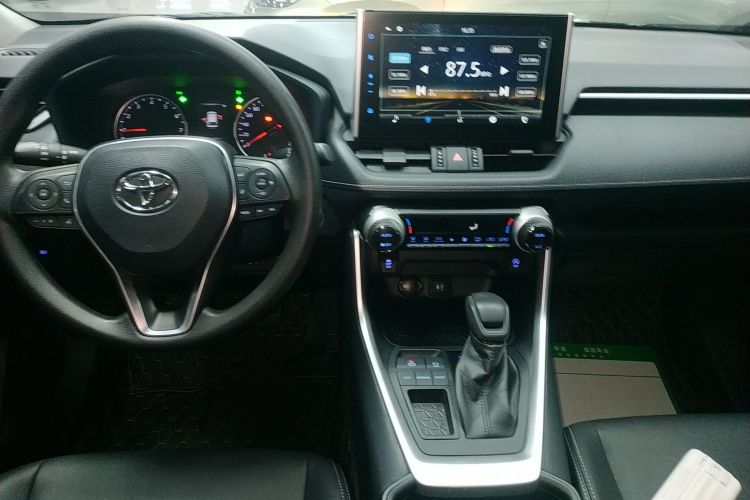 丰田 威兰达 2020款 2.0L CVT两驱豪华版中控内饰16