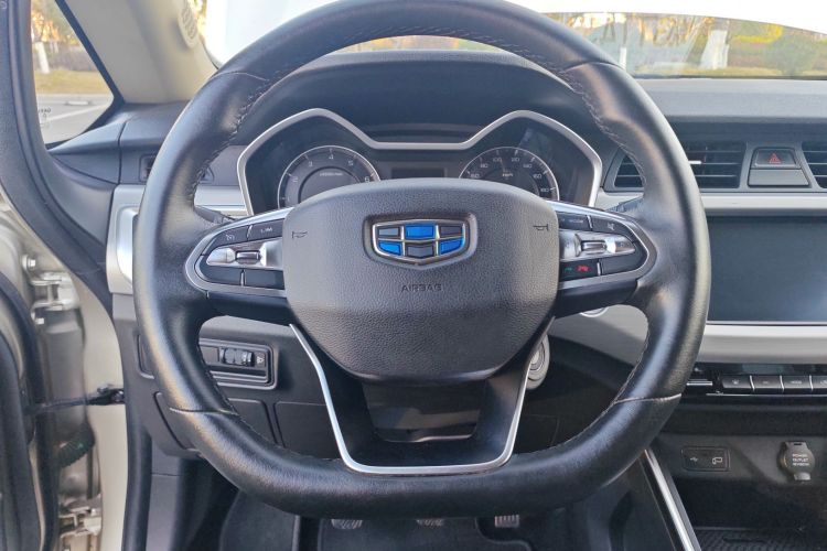 吉利汽车 远景X3 2019款 升级版 1.5L 手动尊贵型中控内饰13